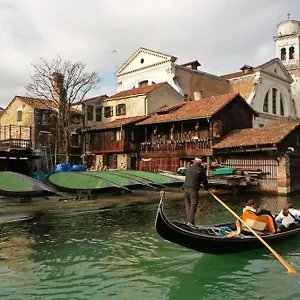 Renato House Homestay Venice