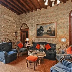 Ca Martinengo Apartment